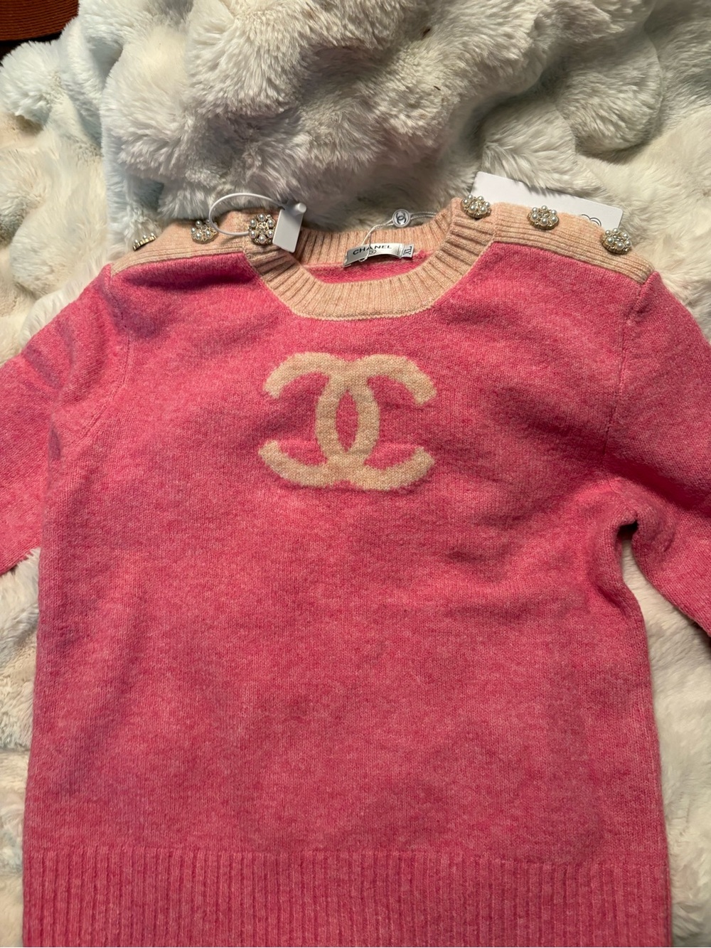 Luxury style Pink Logo Wool Blend Sweater - Picture 2 of 5